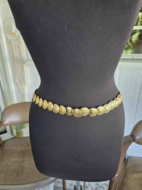 Vintage 90s Stretchy Gold Coin Link Waist Belt Boho Chic Summer Festival Vibes main image 8